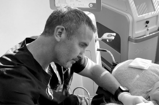 Dr. Spencer providing treatment at Nuderma
